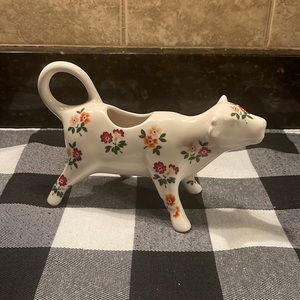 *RARE* Pioneer Woman Posey Cow Creamer
